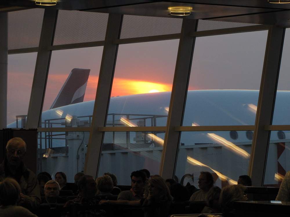 New York City - JFK Airport - A380 am Abend